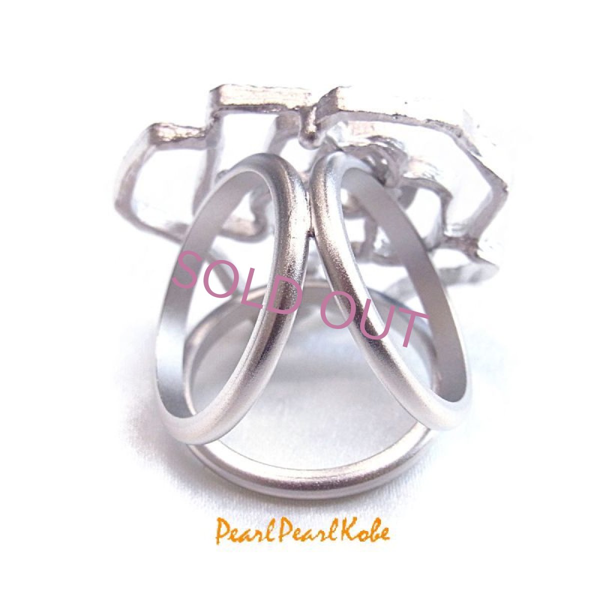 スカーフリング 薔薇 うしろ