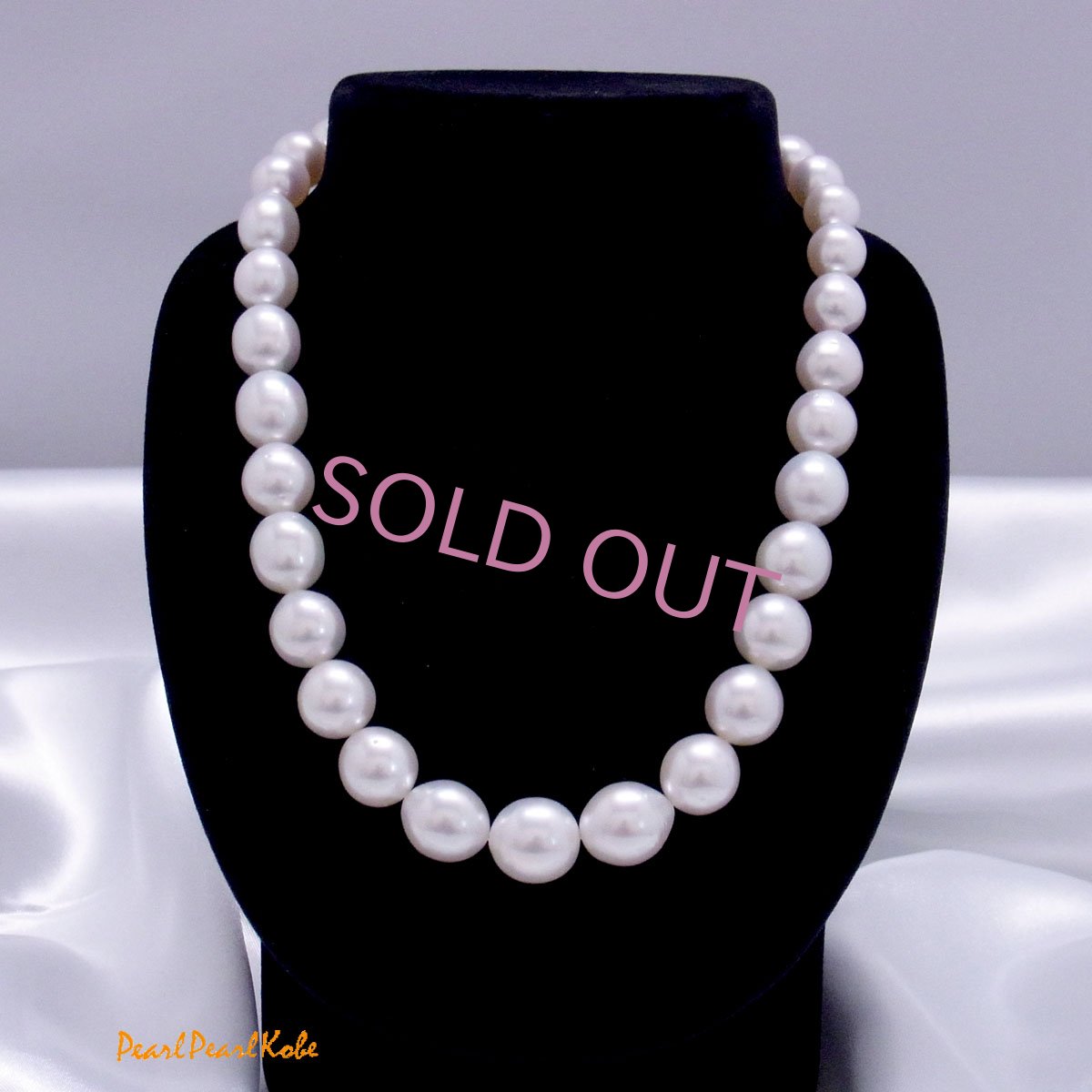 白蝶真珠　パールネックレス　フォーマル　パーティー　冠婚葬祭　結婚式