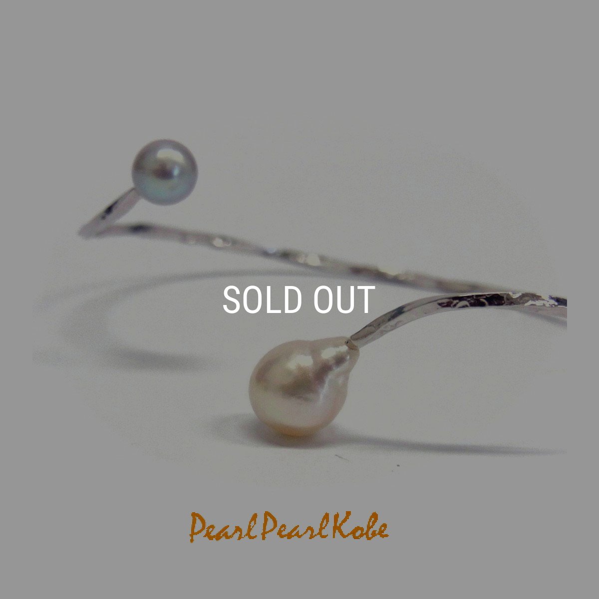 パールバングル　アコヤ真珠　バロック　ラウンド