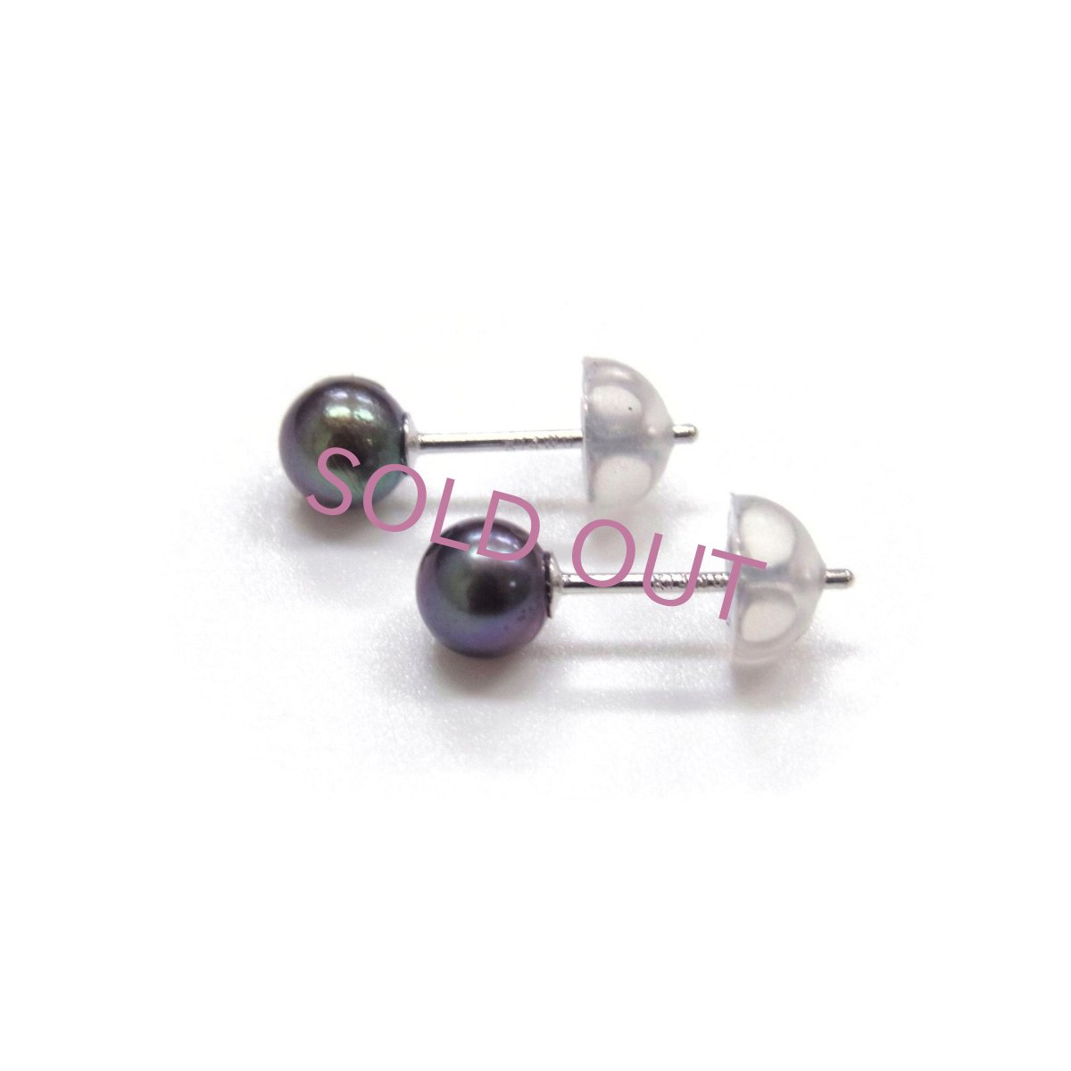 アコヤ黒真珠　パールピアス　4-4.5ｍｍ　K14WG
