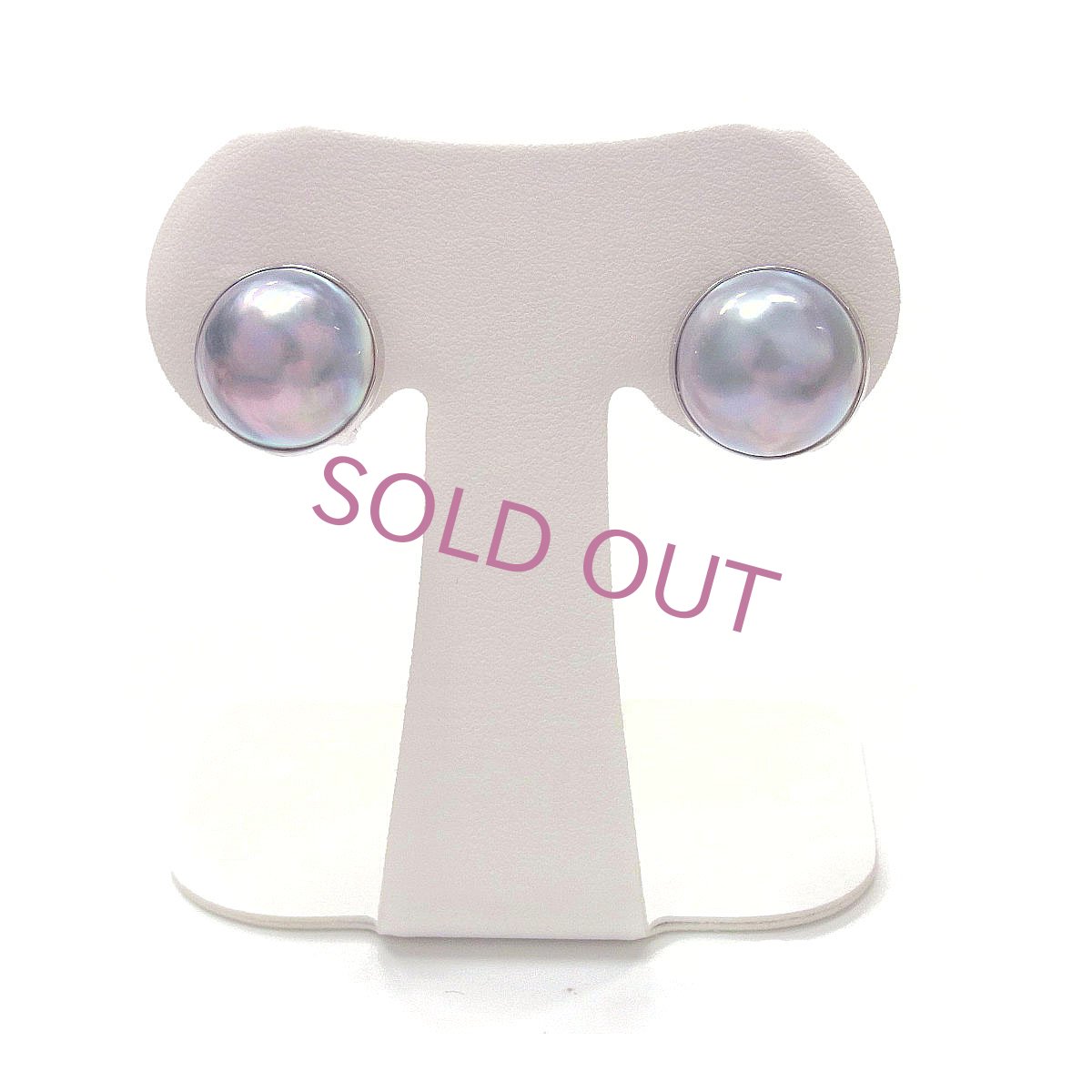 マベ真珠　パールピアス　15.5ｍｍ　グレー