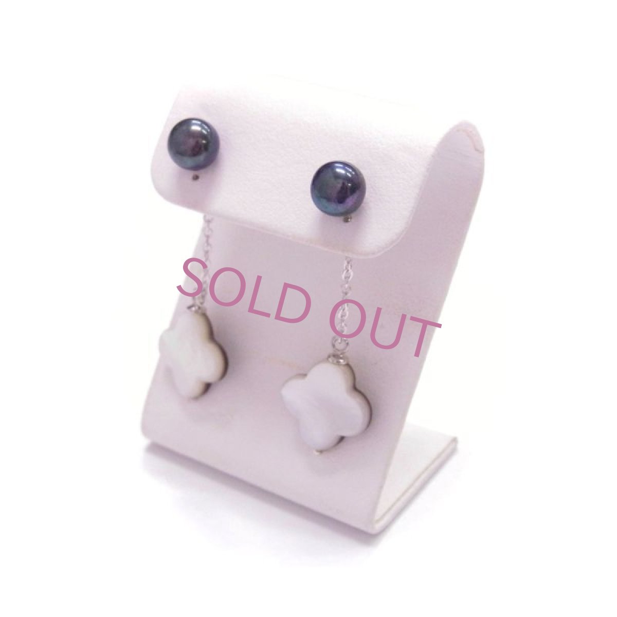 黒蝶真珠マザーオブパールピアスチャーム