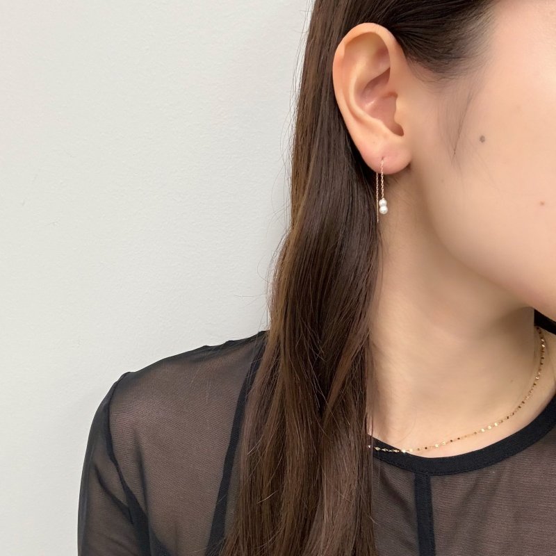 agete インディゴ染めパール　アメリカンピアス アコヤ真珠 ツインパールピアス 3-4mm ホワイト クリーム