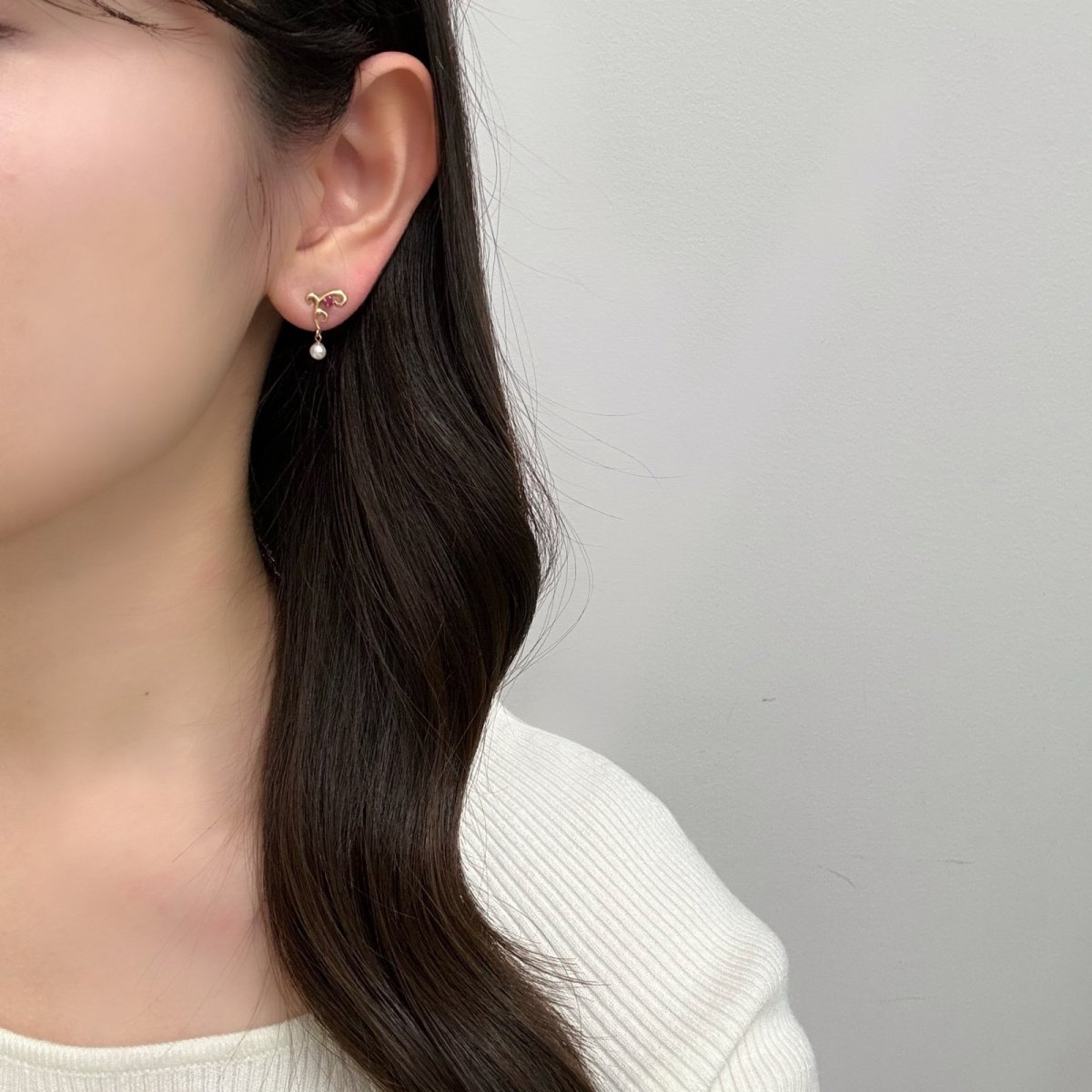 アコヤ真珠 パールピアス 3.5-4mm ホワイト ルビー K18YG 1点物