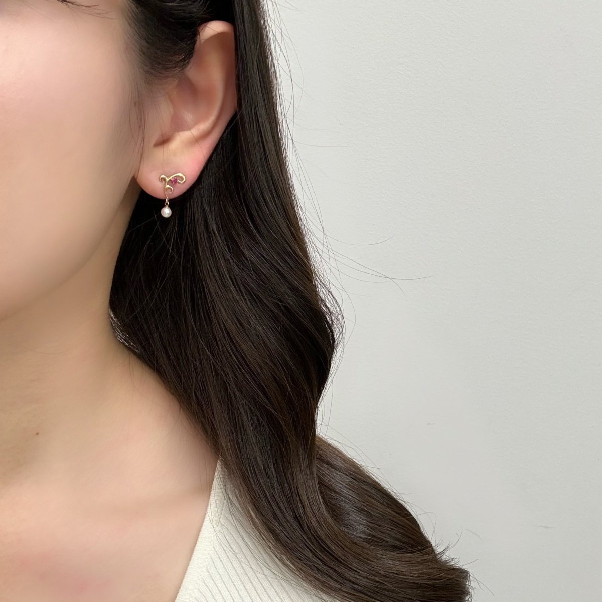 アコヤ真珠 パールピアス 3.5-4mm ホワイト ルビー K18YG 1点物
