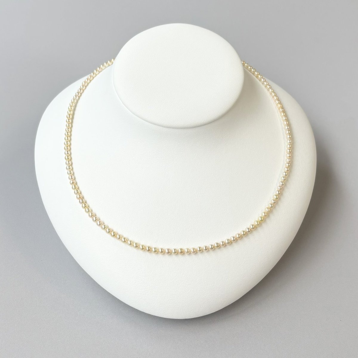 アコヤ真珠 ベビーパールネックレス 3-3.5mm クリーム〜ゴールド ラウンド〜セミラウンド 42cm 1点物 GIA宝石鑑定士保証書 パールクロス付き