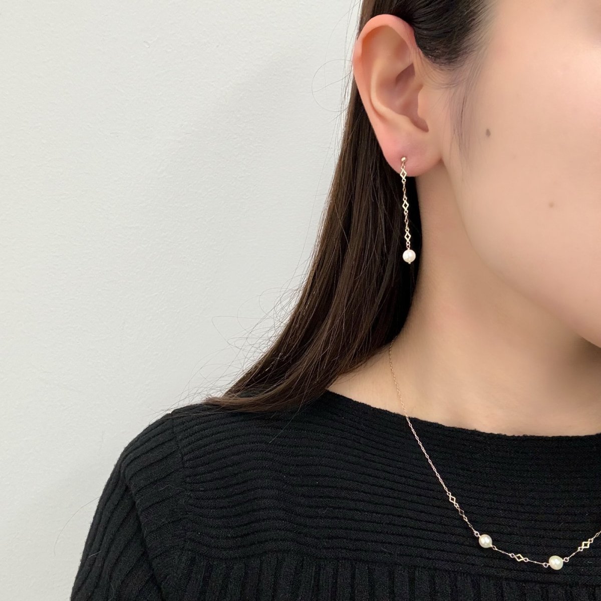 アコヤ真珠 パールピアス ホワイト 5-5.5mm ラウンド K10YG