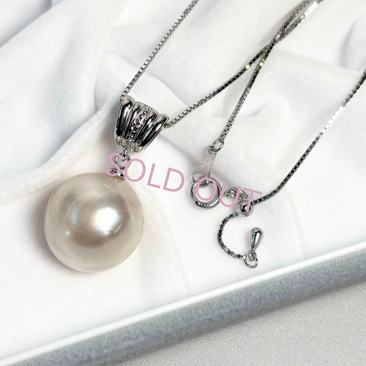 マベ真珠ペンダント ネックレス ホワイト 16-18mm 半円 45cm スライド式アジャスター SV925製 1点物