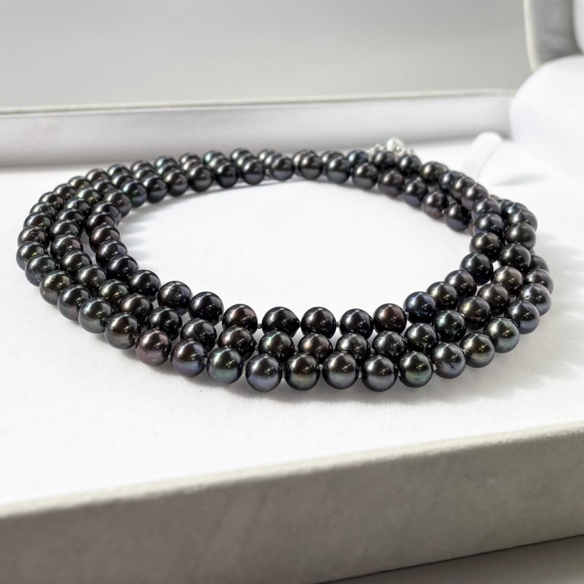 アコヤ黒真珠 ブラックパールロングネックレス 6.5-7ｍｍ ラウンド 約100cm オールノット仕上げ ブラス製 GIA宝石鑑定士保証書 パールクロス付き