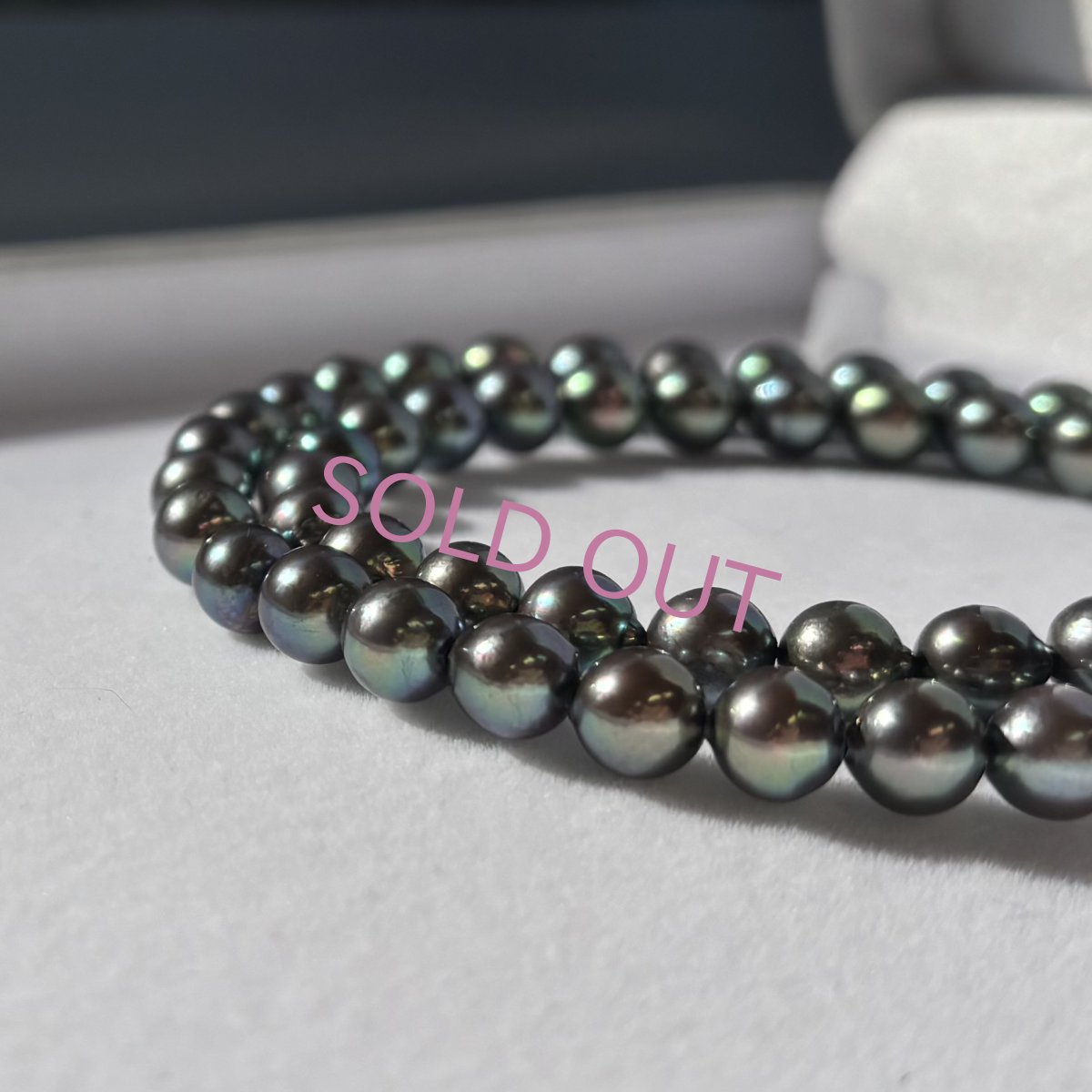 アコヤ黒真珠 ブラックパールネックレス(ブルー,グリーン系) 6.5-7mm ラウンド〜セミラウンド 約42cm シルバー製 GIA宝石鑑定士保証書付き