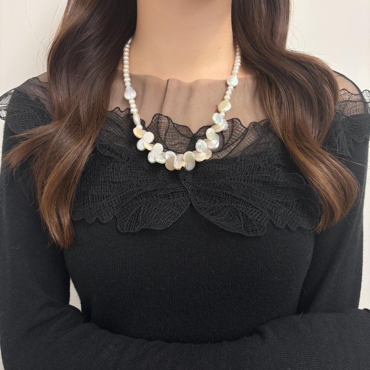 画像9: 淡水真珠 デザインネックレス コインツイン型 (9)