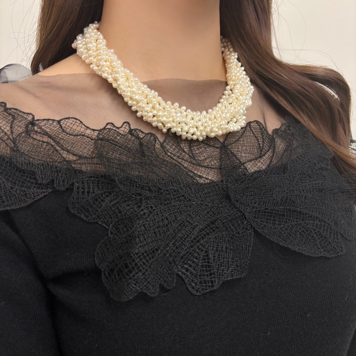 画像5: 淡水真珠 8連パールネックレス 3.5-4mm ホワイト シルバー製 (5)