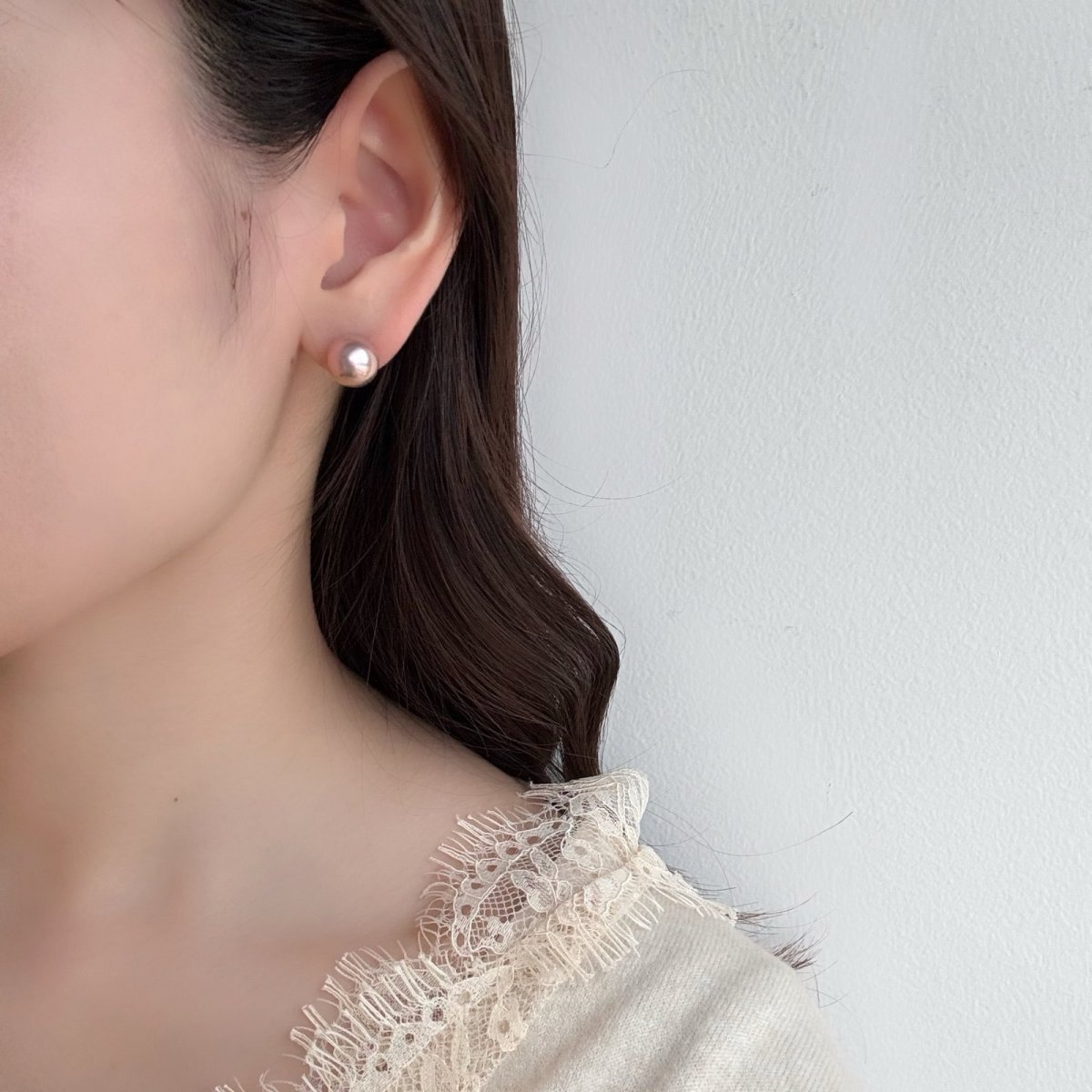 淡水真珠 パールピアス 10-11mm ピンクパープル オフラウンド K14WG