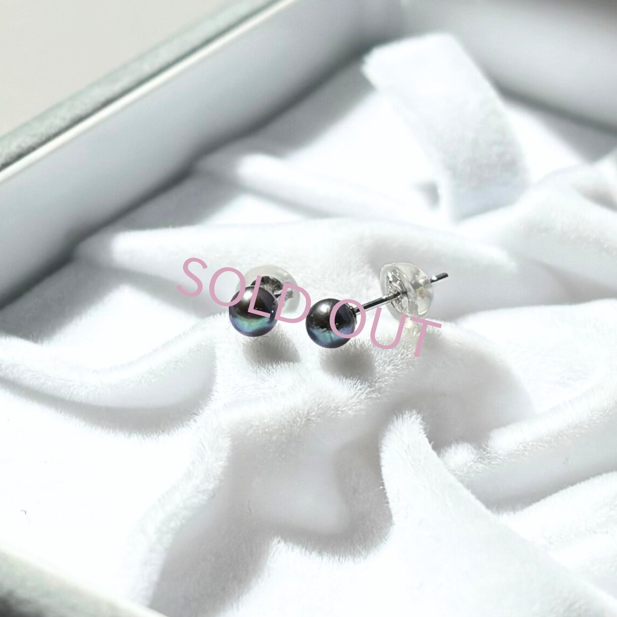 画像2: アコヤ黒真珠 ベビーパールピアス イヤリング 3.5-4ｍｍ ブラック ラウンド K14WG K18YG SV ユニセックス (2)