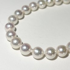 画像1: アコヤ真珠 パールネックレス ホワイト 7.5-8mm セミラウンド バロック 約45cｍ GIA宝石鑑定士保証書 パールクロス付き (1)