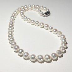 画像4: アコヤ真珠 パールネックレス ホワイト 7.5-8mm セミラウンド バロック 約45cｍ GIA宝石鑑定士保証書 パールクロス付き (4)