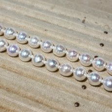 画像5: アコヤ真珠 パールネックレス ホワイト 7.5-8mm セミラウンド バロック 約45cｍ GIA宝石鑑定士保証書 パールクロス付き (5)