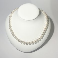 画像2: アコヤ真珠 パールネックレス ホワイト 7.5-8mm セミラウンド バロック 約45cｍ GIA宝石鑑定士保証書 パールクロス付き (2)