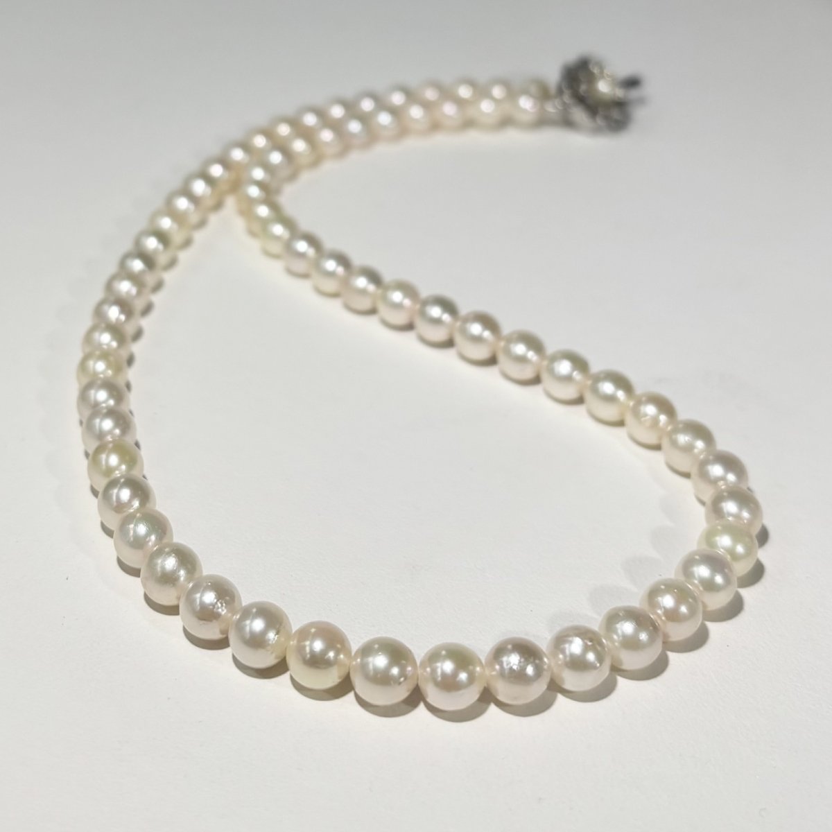 画像2: アコヤ真珠 パールネックレス ホワイト 6-6.5mm ラウンド 約42cm GIA宝石鑑定士保証書付き (2)