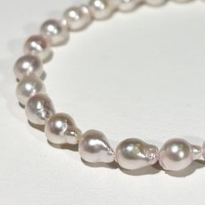 画像1: アコヤ真珠 バロックパールネックレス 5-5.5mm ホワイト 約42cm GIA宝石鑑定士保証書付き (1)
