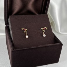 アコヤ真珠 パールピアス 3.5-4mm ホワイト ルビー K18YG 1点物