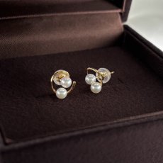 アコヤ真珠 ベビーパールピアス 3.5-4ｍｍ ホワイト ラウンド K18YG　