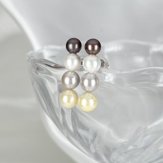真珠 3連パールピアス ホワイト イエロー グレー 6-6.5mm 6.5
