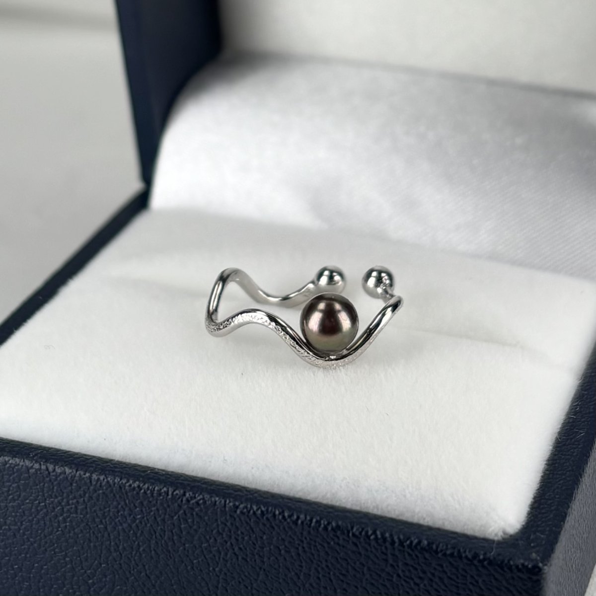 アコヤ真珠 パールイヤーカフ 4.5-5ｍｍ ホワイト ブラック ラウンド シルバー製 SV925  片耳 ユニセックス