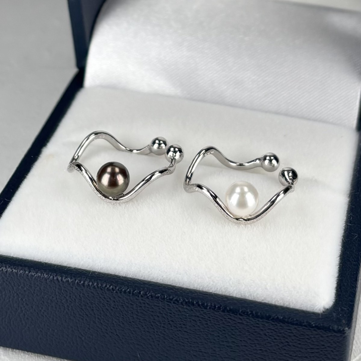 アコヤ真珠 パールイヤーカフ 4.5-5ｍｍ ホワイト ブラック ラウンド シルバー製 SV925  片耳 ユニセックス