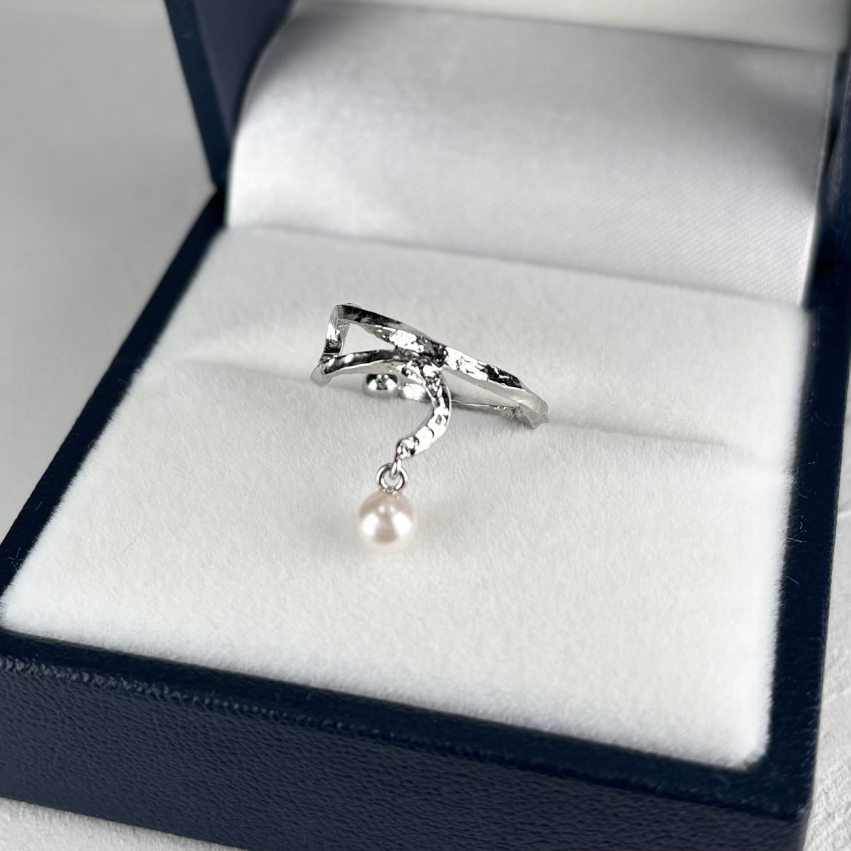 アコヤ真珠 パールイヤーカフ 4-4.5ｍｍ ホワイト ラウンド シルバー製 SV925 片耳 ユニセックス