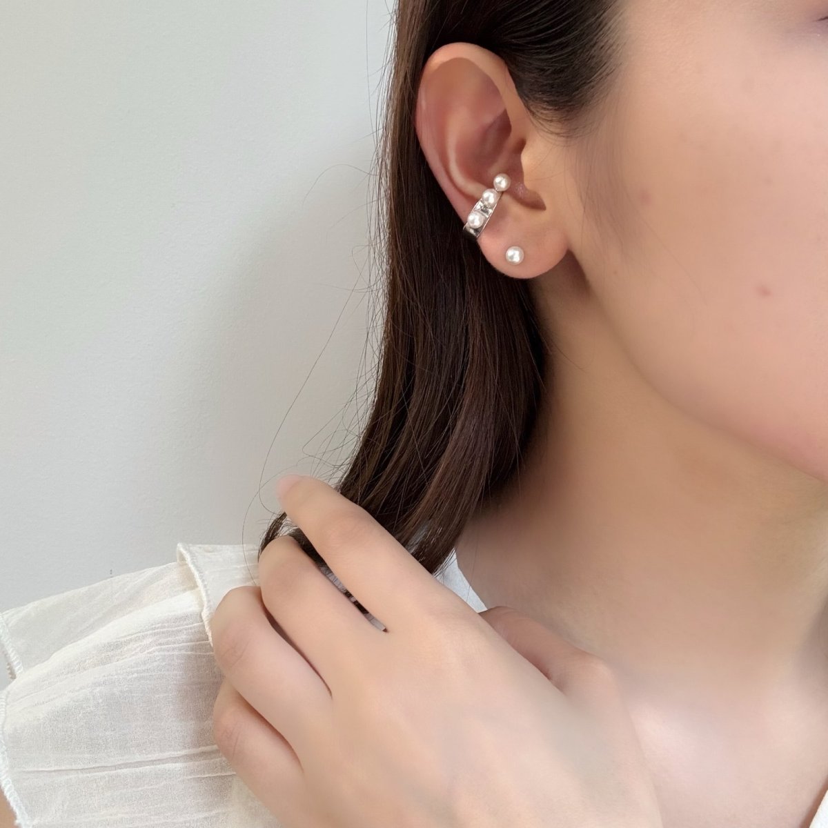 画像3: アコヤ真珠 パールイヤーカフ 4-4.5mm ホワイト ラウンド シルバー製 SV925  (3)