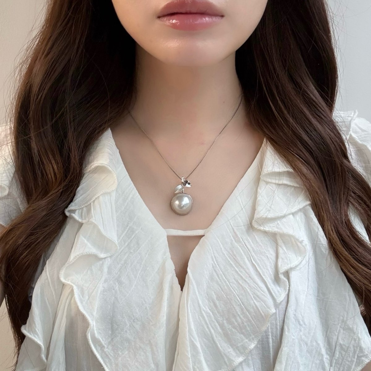 画像5: マベ真珠ペンダント ネックレス 17.8-18mm ホワイト 半円 45cm スライド式アジャスターSV925製　 (5)