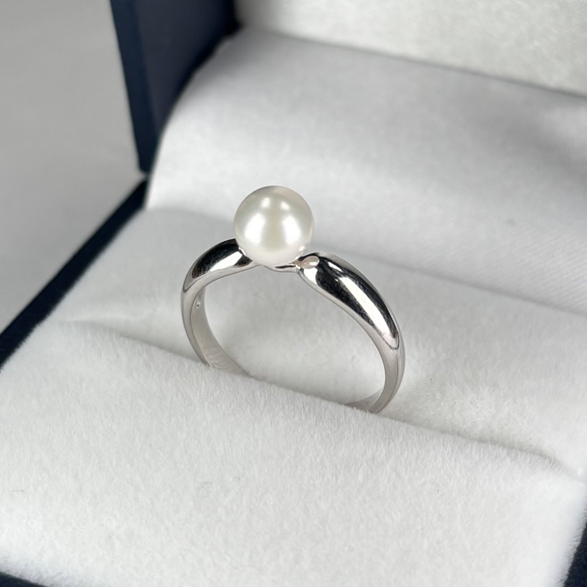 画像4: アコヤ真珠 パールリング 6-6.5mm ホワイト ラウンド SV製 9号 11号 12.5号 13号 15号 15.5号 (4)