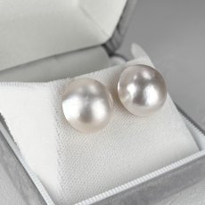 マベ真珠 パールピアス イヤリング ホワイト 15-16ｍｍ 半円 K14WG 直結