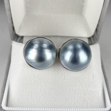 画像3: マベ真珠 パールイヤリング グレー 無調色 16-17.5ｍｍ 半円 シルバー製 SV925 (3)