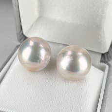 ≪訳あり特価≫≪1点もの≫マベ真珠 パールイヤリング ホワイト 17ｍｍ 半円 シルバー製 直結