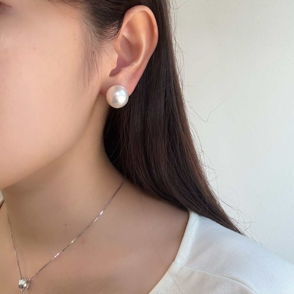 画像6: ≪訳あり特価≫≪1点もの≫マベ真珠 パールイヤリング ホワイト 15-16ｍｍ 半円 シルバー製 直結 (6)