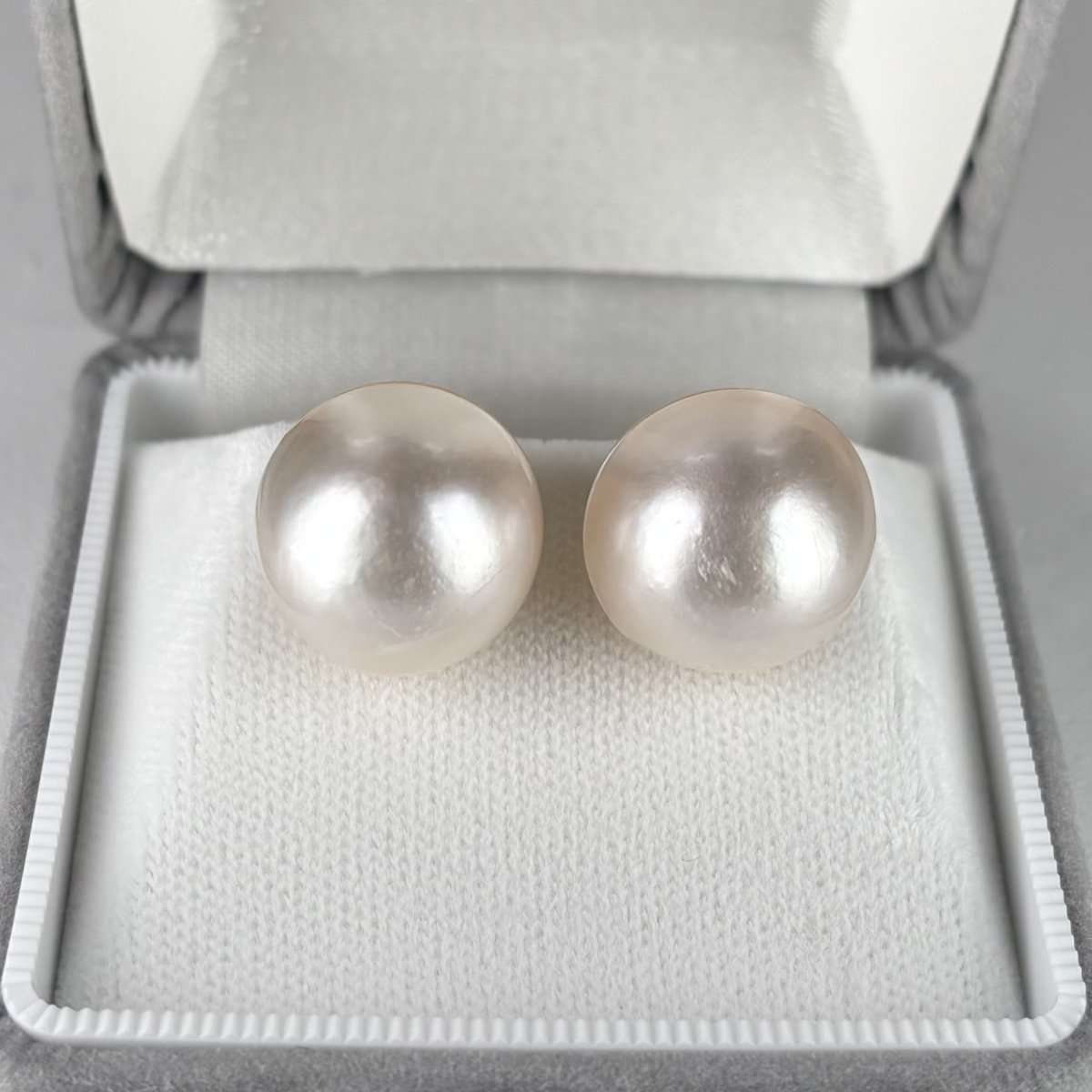 画像2: ≪訳あり特価≫≪1点もの≫マベ真珠 パールイヤリング ホワイト 15-16ｍｍ 半円 シルバー製 直結 (2)