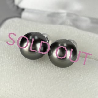 黒蝶真珠イヤリング・ピアス