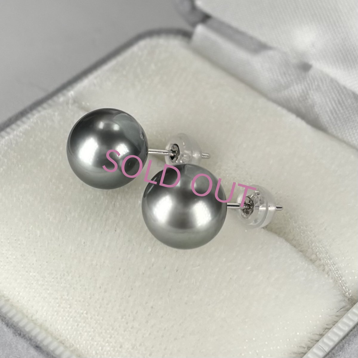 ≪1点物≫黒蝶真珠 パールピアス 10mm シルバーグレー ラウンド K18WG GIA宝石鑑定士保証書付き