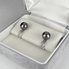 画像4: ≪1点物≫黒蝶真珠 ブラックパールイヤリング 9-9.5mm ラウンド K14WG GIA宝石鑑定士保証書付き (4)