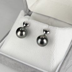黒蝶真珠 パールピアス 9mm ピーコック セミラウンド K18WG GIA宝石鑑定士保証書付き