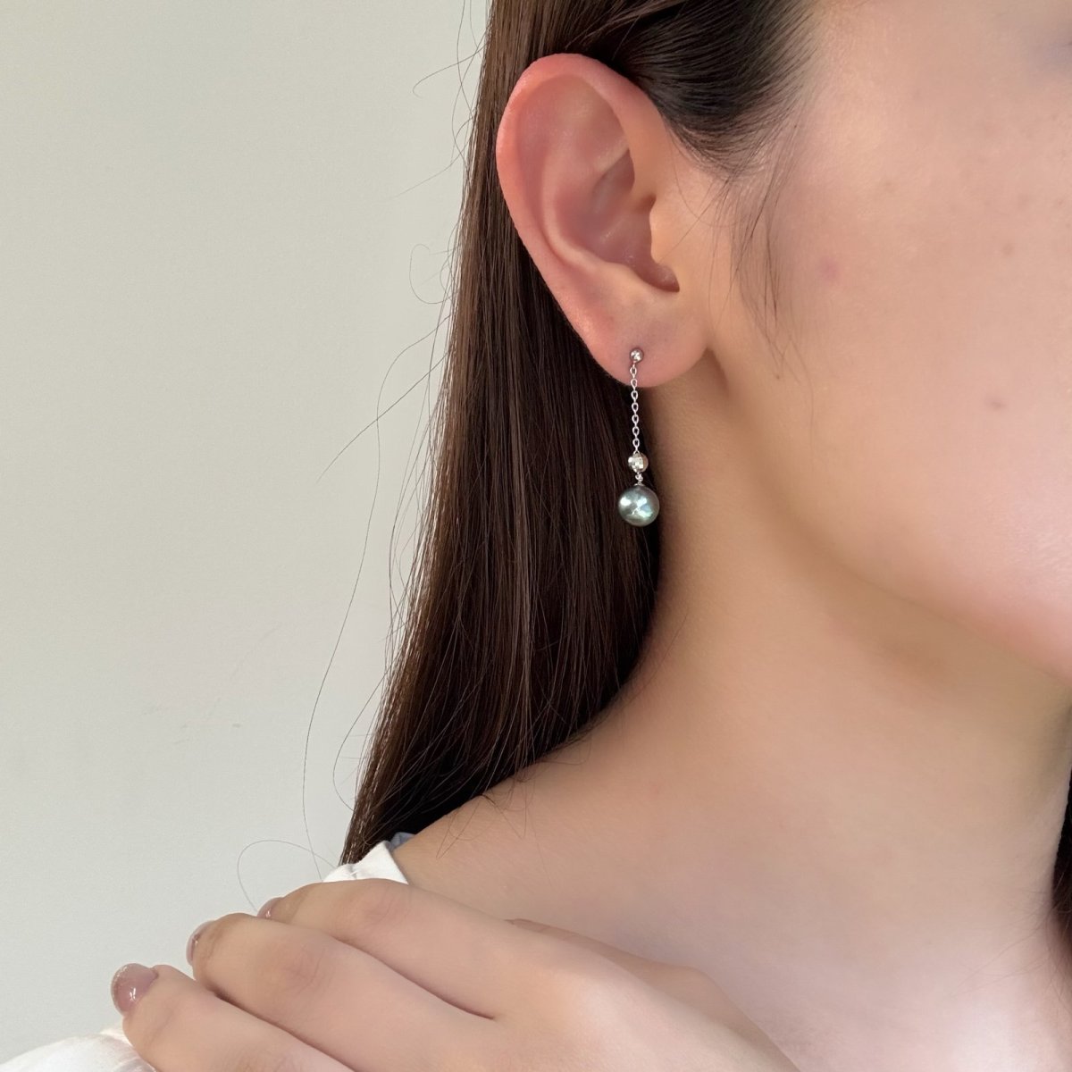 ≪1点物≫黒蝶真珠 チェーンパールピアス 7.5-8mm グリーン系 セミラウンド Pt GIA宝石鑑定士保証書付き 