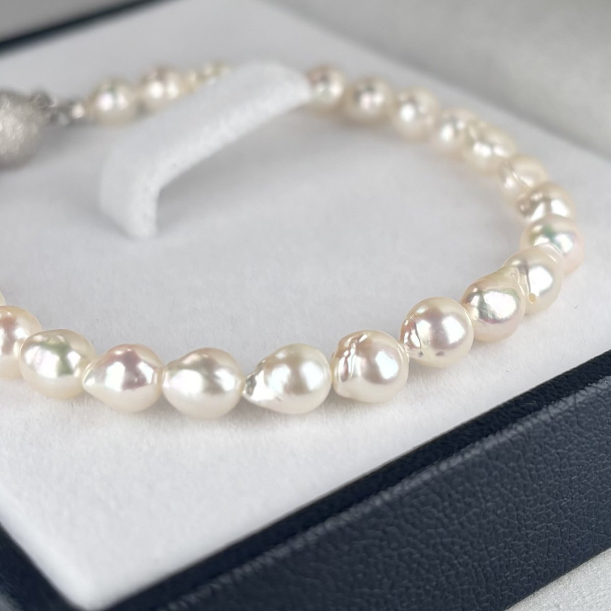 アコヤ真珠 バロックパールブレスレット  5-5.5ｍｍ ホワイト バロック マグネットクラスプ 約18cｍ　