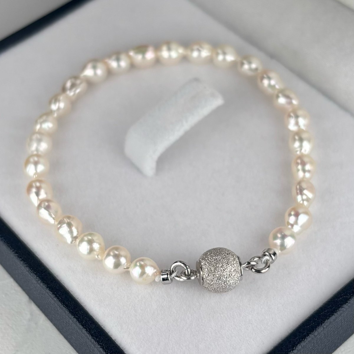 アコヤ真珠 バロックパールブレスレット  5-5.5ｍｍ ホワイト バロック マグネットクラスプ 約18cｍ　