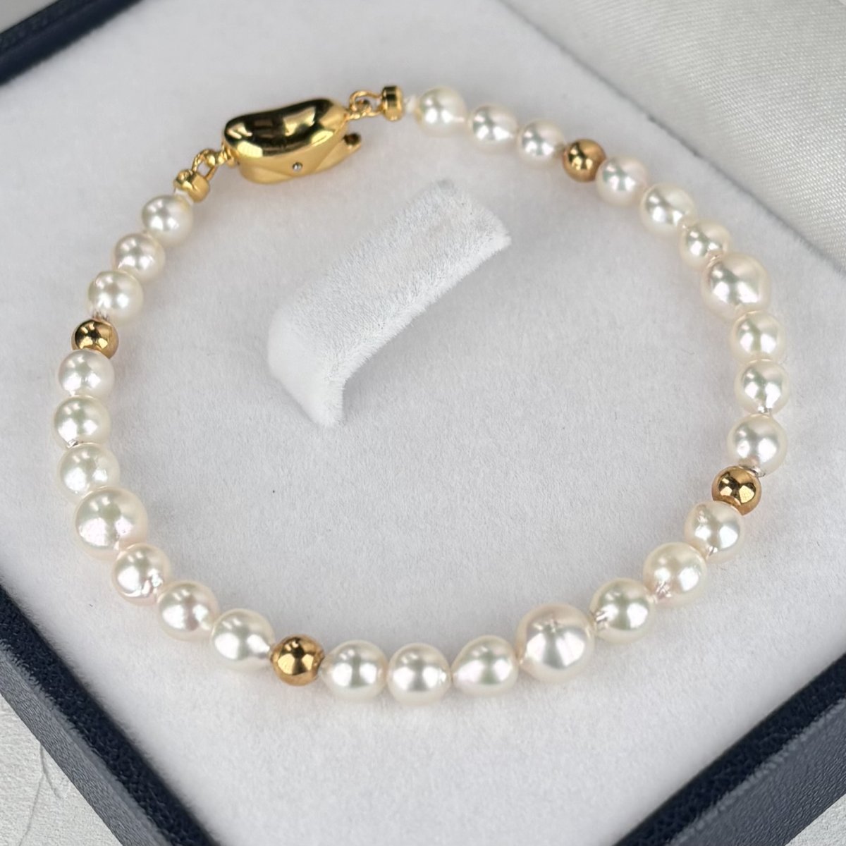 アコヤ真珠 ベビーパールブレスレット ホワイト 4.5-5mm 5.5-6mm ラウンド シルバー製ゴールド加工 約17cm 1点物