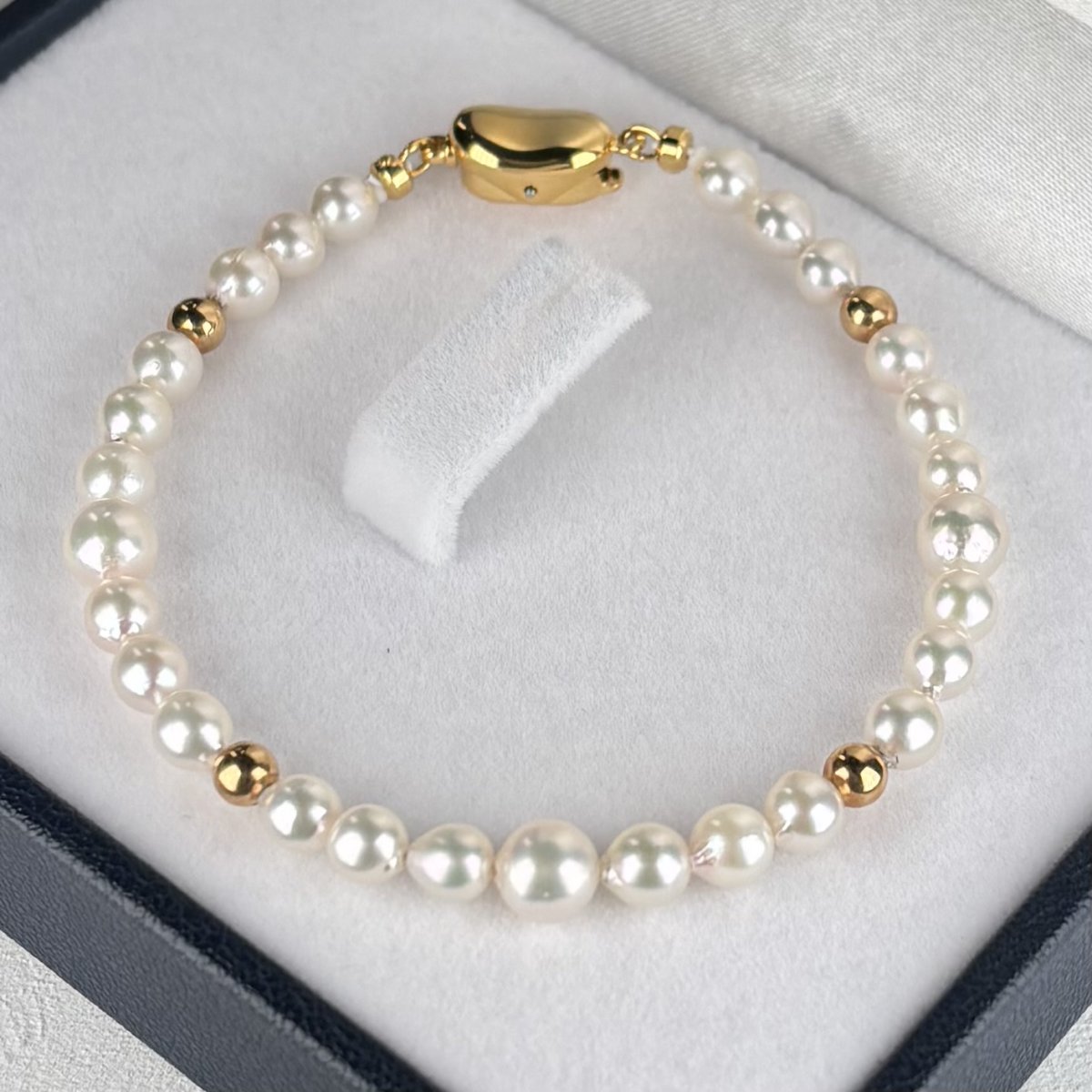 アコヤ真珠 ベビーパールブレスレット ホワイト 4.5-5mm 5.5-6mm ラウンド シルバー製ゴールド加工 約17cm 1点物