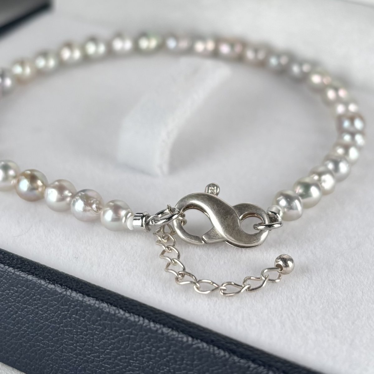 アコヤ真珠 パールブレスレット バロック 4.5-5mm ナチュラルグレー 無調色 シルバー製 インフィニティクラスプ 約18cm＋3cm