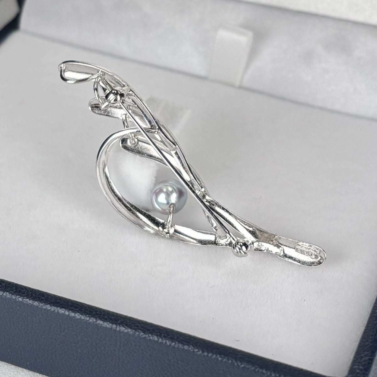 ≪1点物≫アコヤ真珠  パールブローチ 6-6.5ｍｍ ナチュラルカラー 無調色 シルバー製 SV925