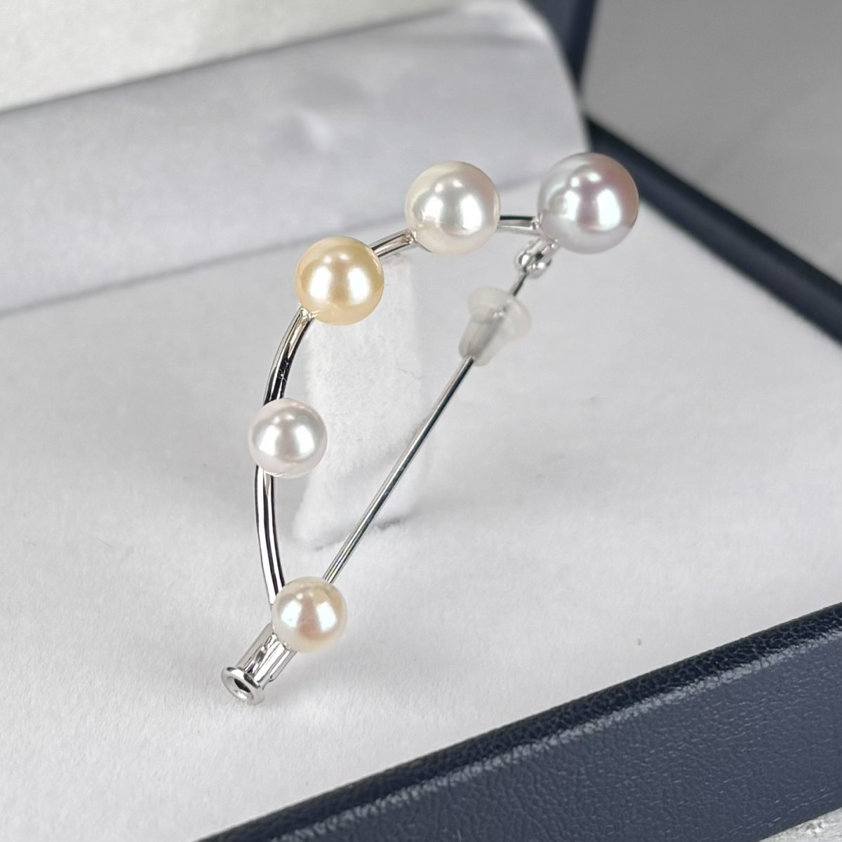 画像3: アコヤ真珠 パールブローチ グラデーション ホワイト ナチュラルグレー クリーム ラウンド シルバー製 SV925 (3)